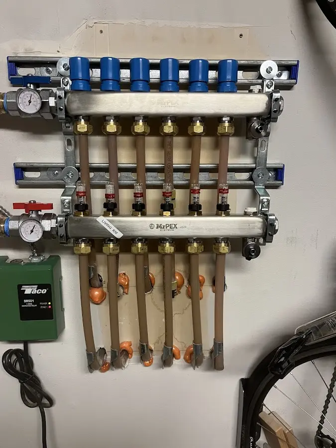 Plumber performing Leak Detection at a residential property in Gun Barrel City